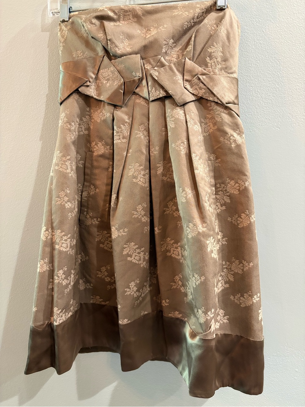 BCBG Max Azria Taupe  Floral Jacquard Strapless Mini Dress Size 4
